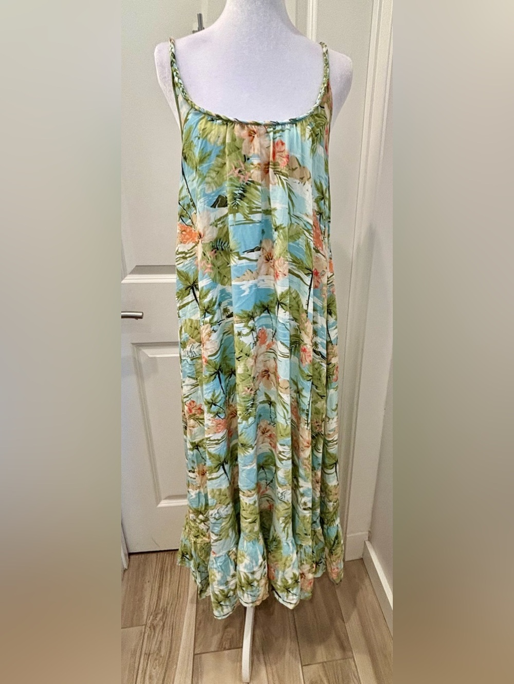 NWT O'Neill Blue and Green Tropical Backless Maxi Dress- XS